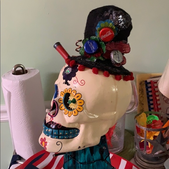 Halloween party centerpiece! Skull,shot out, decor - Picture 3 of 8